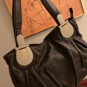 Cromia brown leather handbag.